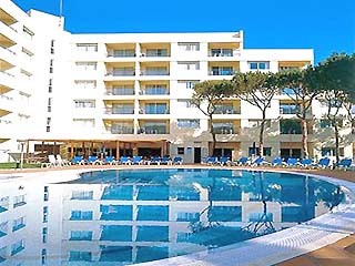 Luna Alpinus Falesia Suites
